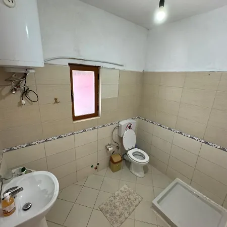 Deda Apartment Lezhe